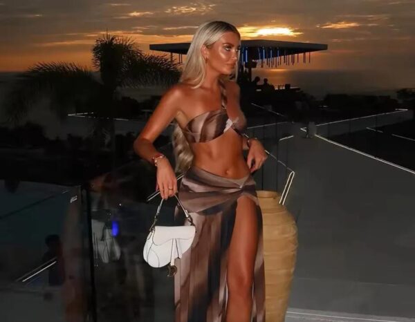 Sunkissed Seduction - Image 2
